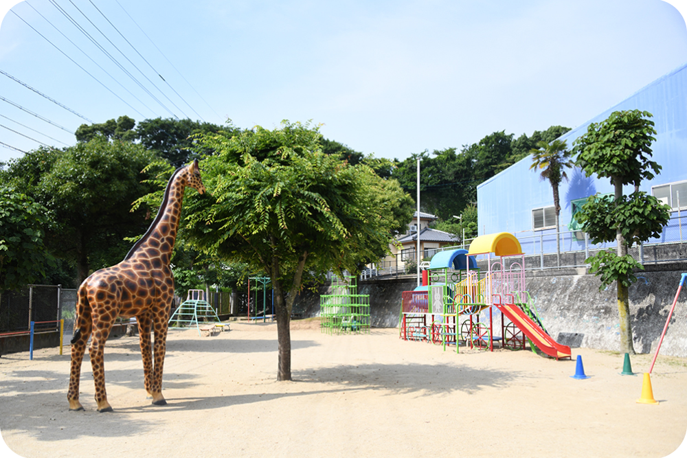 キリンのオブジェ